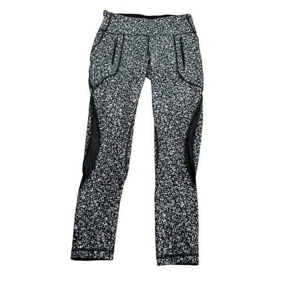 LULULEMON Invigorate 7/8 Tights Daisy Dust Alpine White Women's Size 6 Gym Yoga - Picture 1 of 11